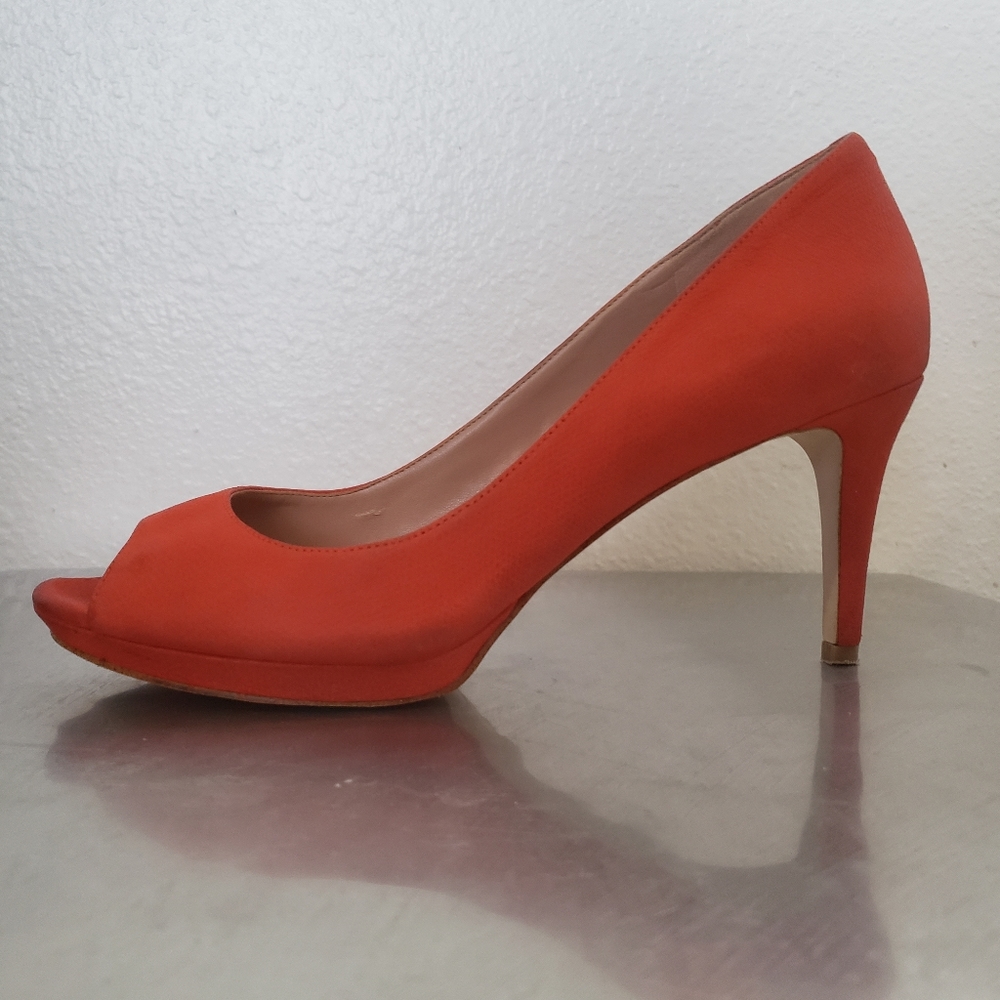 Enzo Angiolini peep toe orange suede pumps